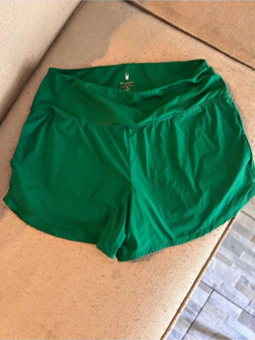 Spyder Active Women's Green Athletic Shorts M Pockets Stretch Lined Nylon Blend